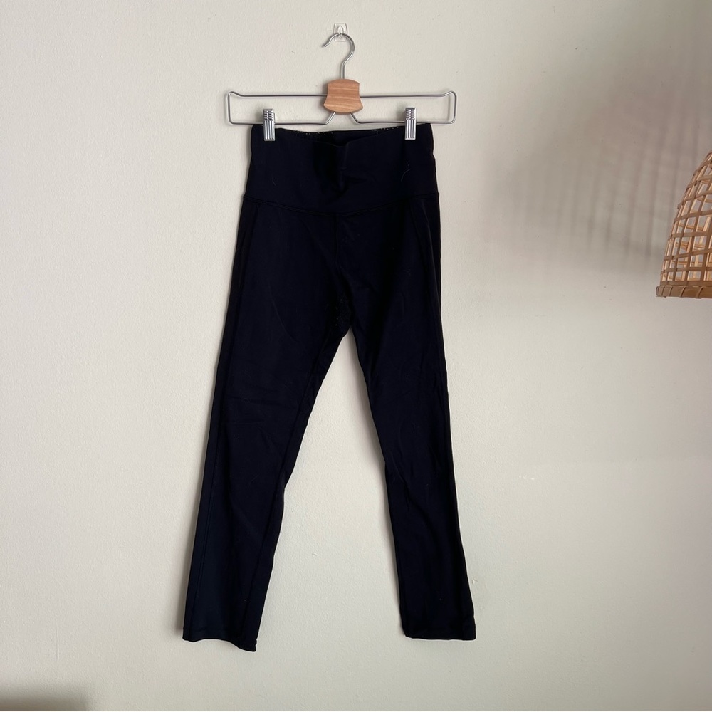 Lululemon straight leg wunder under leggings